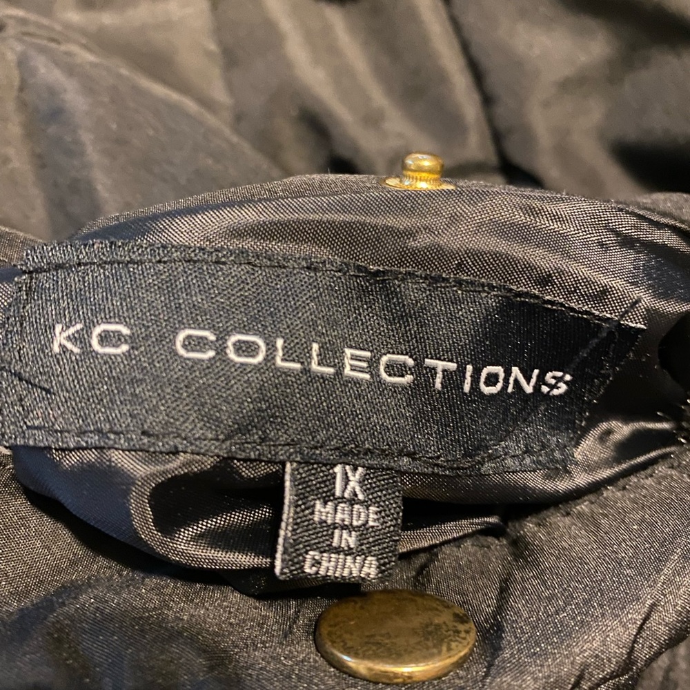 Reversible Puffer Vest - Picture 6 of 16